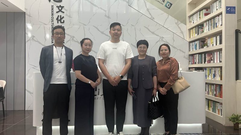 公关传播代理公司：揭秘其优缺点，助力企业决策