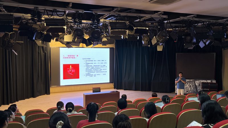 行业背景：内容为王，平台为王